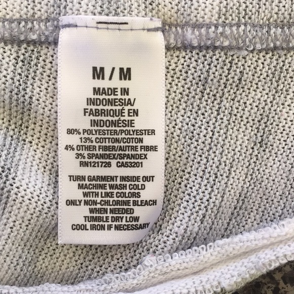 Aeropostale Henley Pullover Sweater Raw Edge Hem Medium - Picture 5 of 5